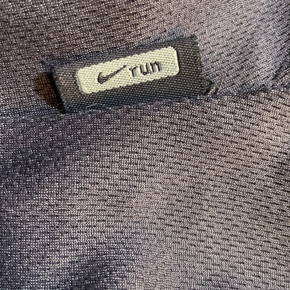 Nike Long Sleeve Athletic Shirt - Picture 9 of 9
